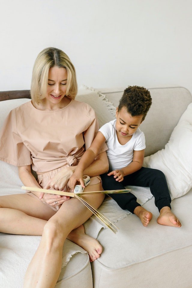 5 livres jeunesses pour aborder sereinement la sexualité et le consentement - Puissante Image